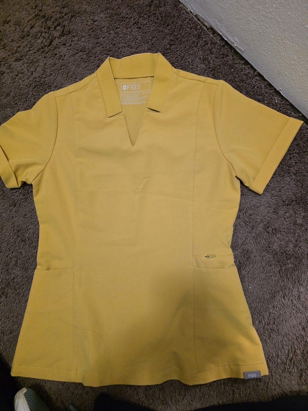 Figs Women's Yellow V-Notch Tunic Scrub Top
